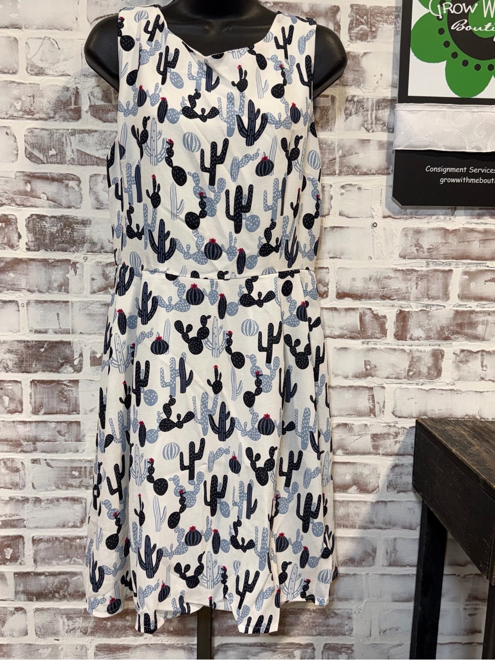 Sleeveless White Cactus Print Casual Dress